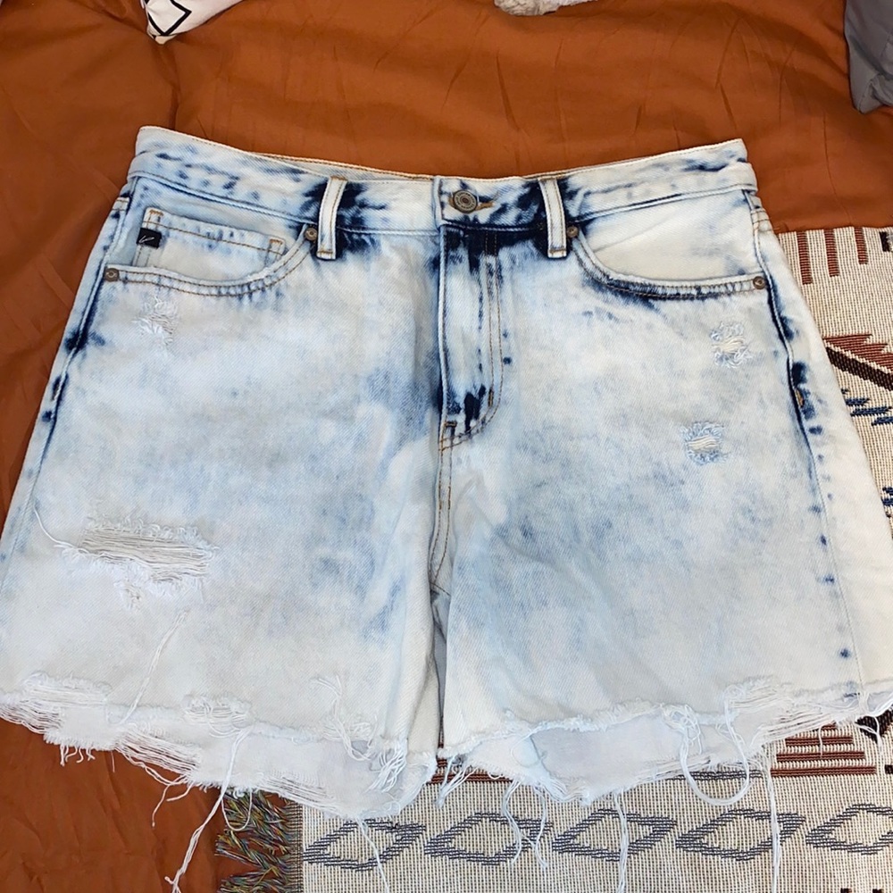 NWOT KanCan shorts